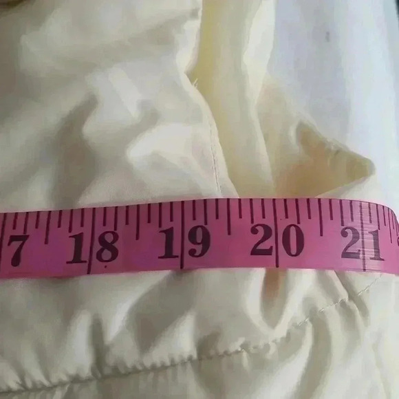 Asos Design full length quilted hooded Vest zip up jacket M - Picture 8 of 10